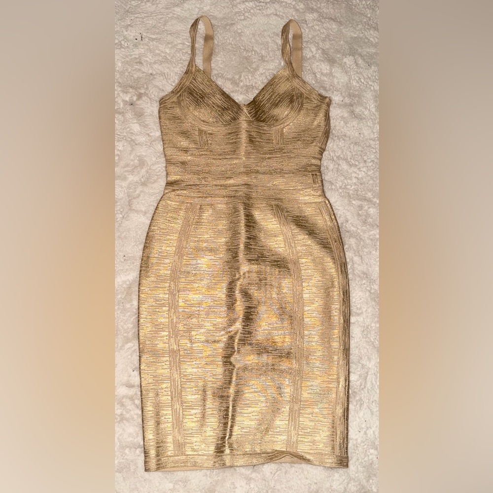Elegant Gold Women's Dress